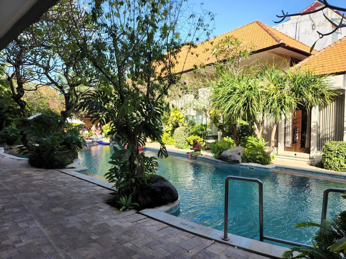 Baleka Resort & Spa Legian Exteriör bild